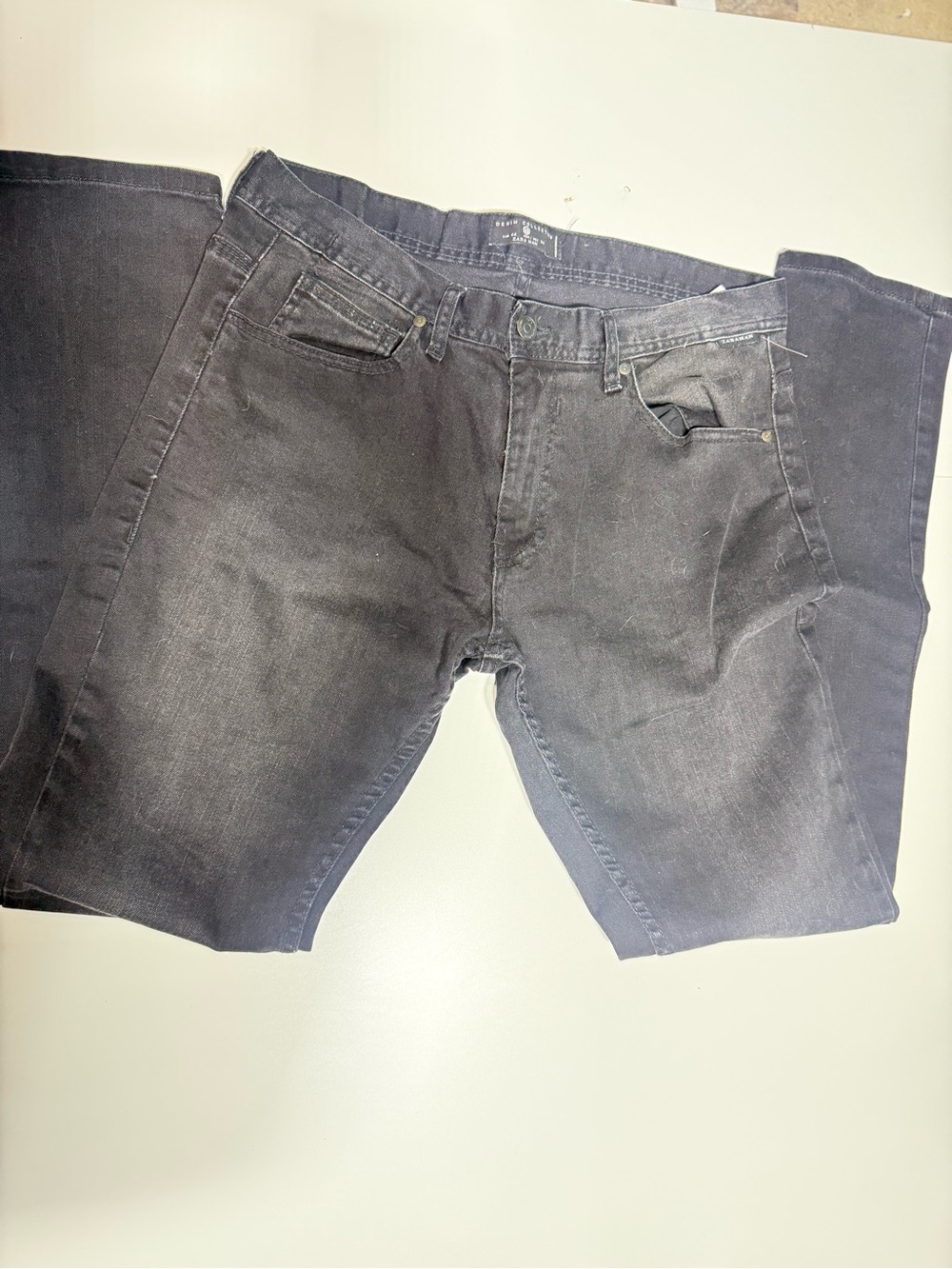Zara Men's Charcoal Straight Jeans